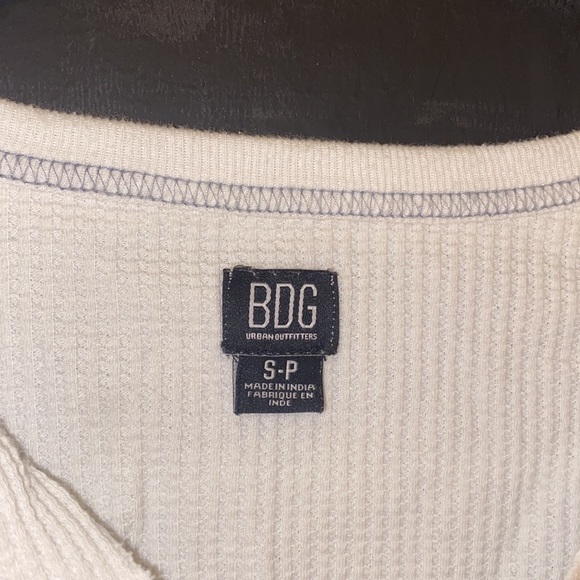 Crop Top - Picture 2 of 3